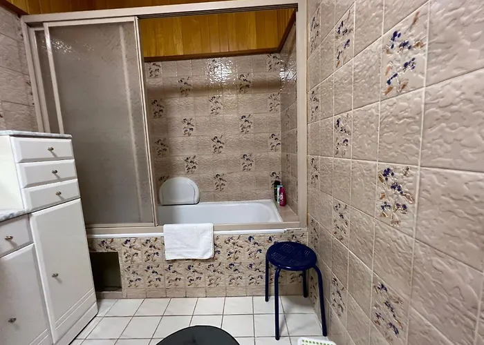 Seeroeschen - Gesamte Portschach am Woerthersee